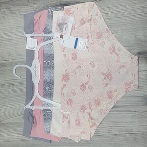 JESSICA SIMPSON 5PK HIPSTERS.